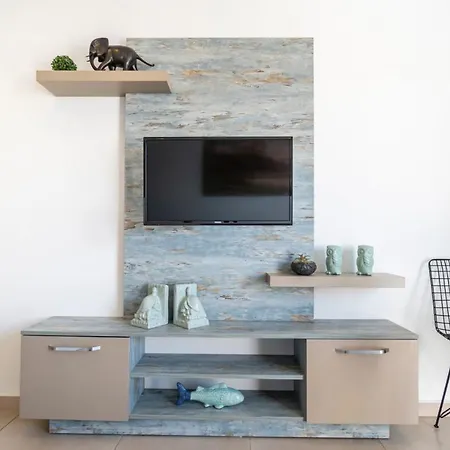 Seafront Flat With Excellent Sea View In Apartman *