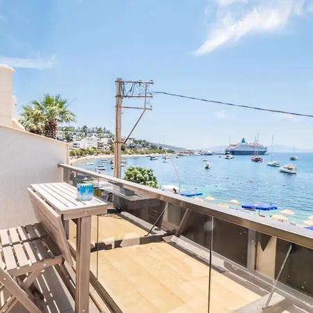 Seafront Flat With Excellent Sea View In Bodrum