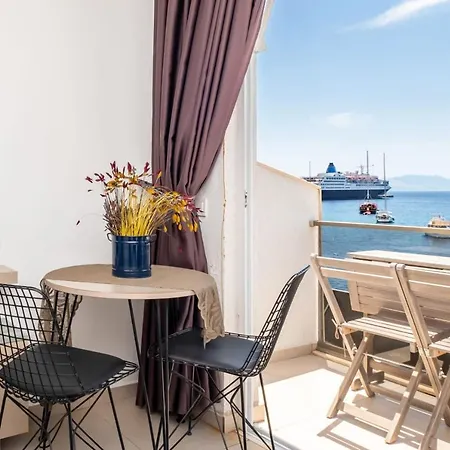 Seafront Flat With Excellent Sea View In Apartment *